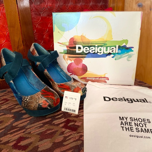 Desigual Authentic Size 7 Floral Velvet Kiwi Pump - Picture 2 of 5